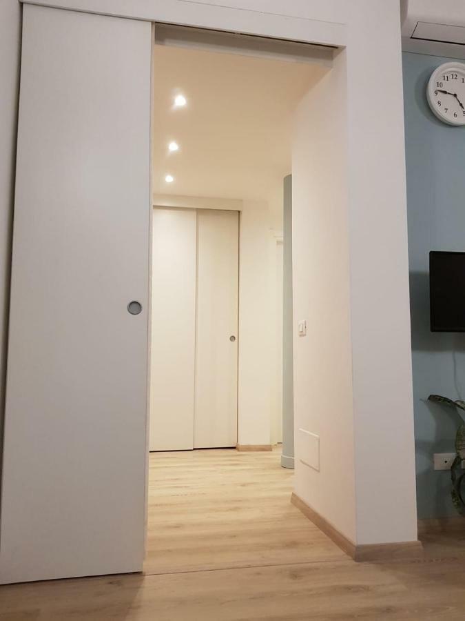 34 Via Giulio Carcano Milano Eksteriør billede